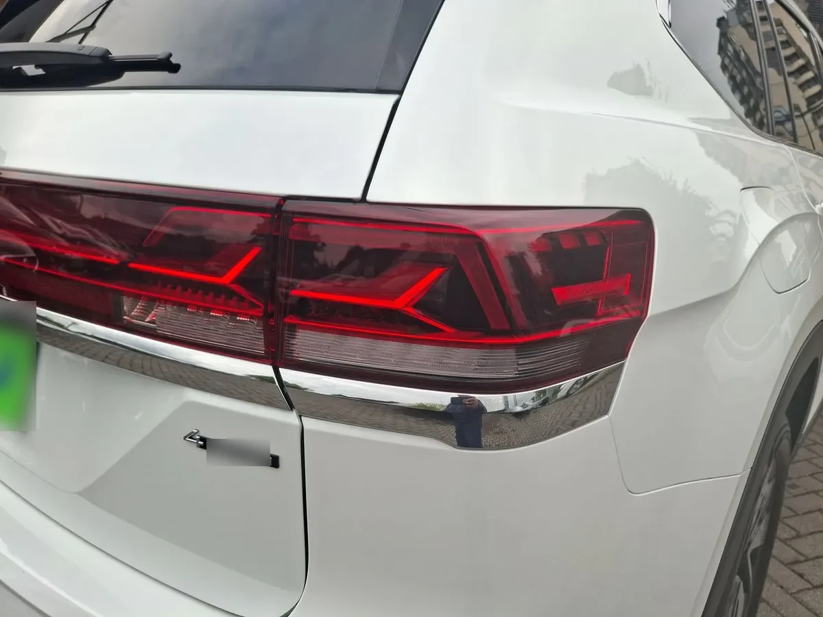 Volkswagen Atlas 2.0 Tsi Limited 4motion 4x4 At 5p año 2026