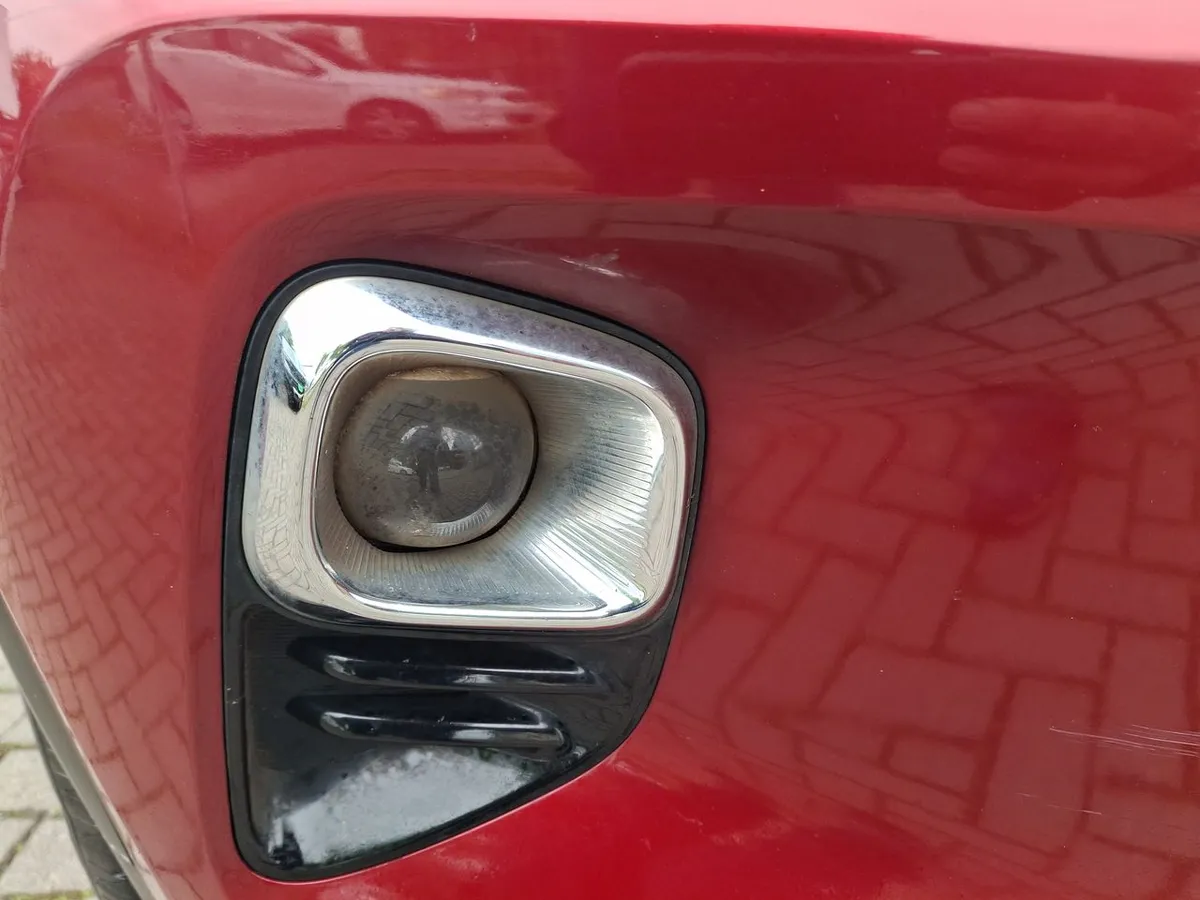 Kia Sonet 1.5 Ex Plus 4x2 6ab 6mt 5p año 2023