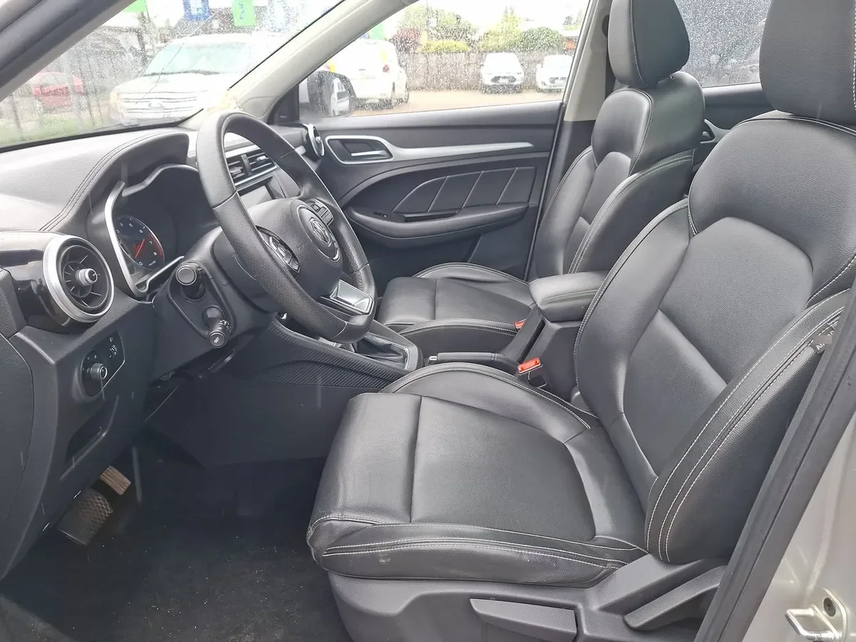MG Mg Zs 1.5 Comfort 4x2 At 5p año 2021