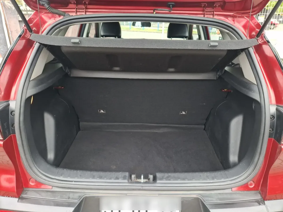 Kia Sonet 1.5 Ex Plus 4x2 6ab 6mt 5p año 2023