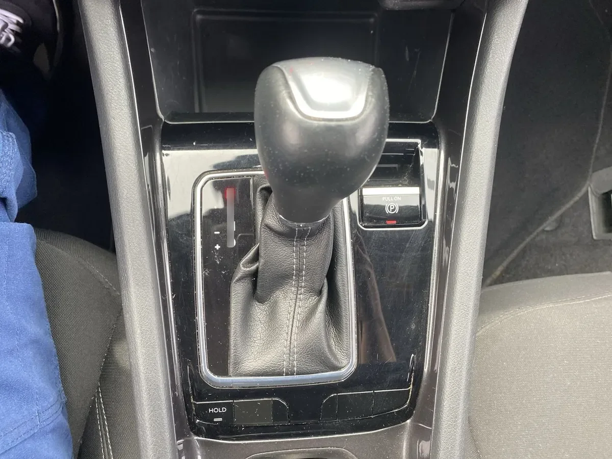 Jeep Compass 1.3 Sport 4x2 At 5p año 2023