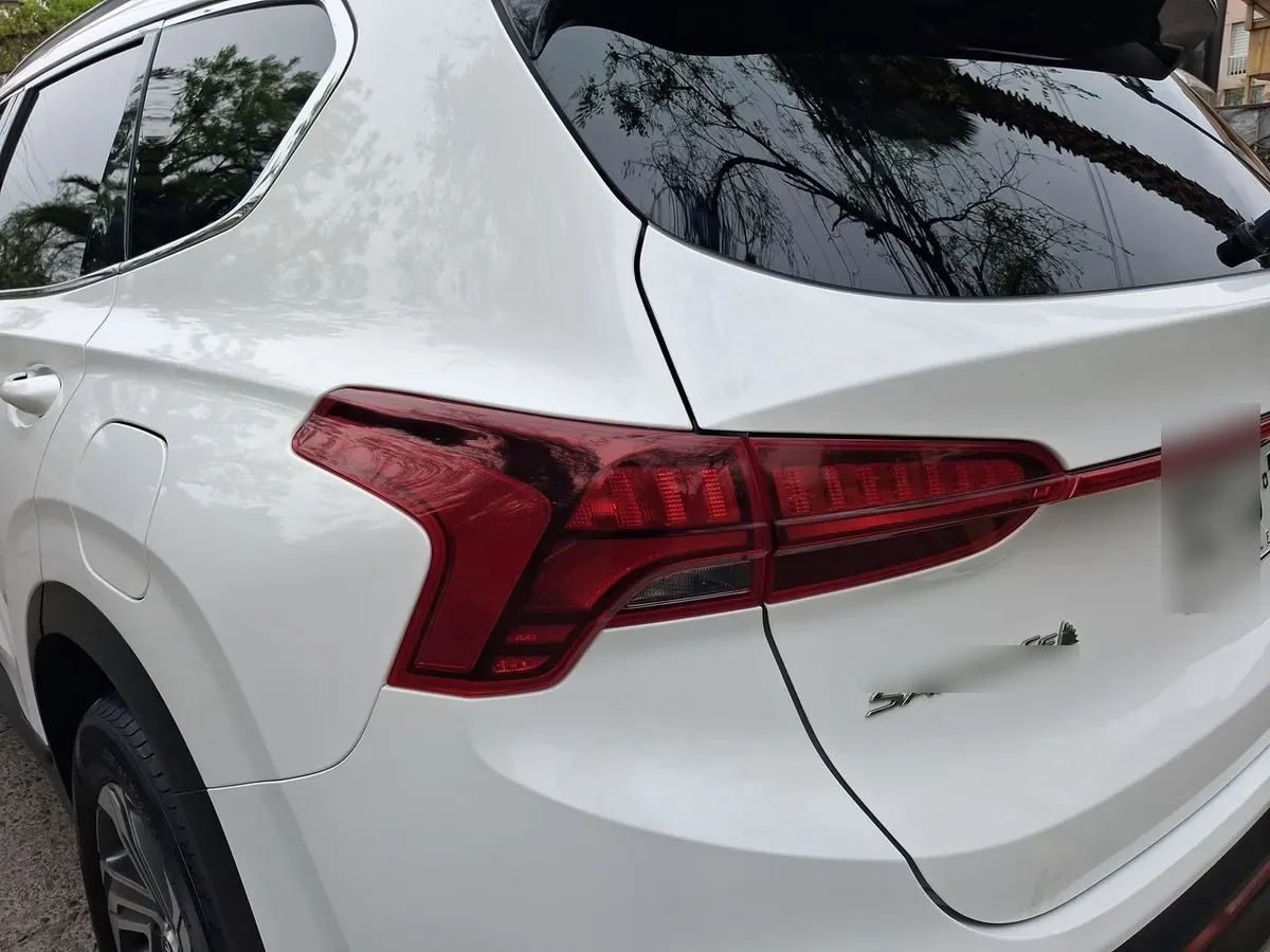 Hyundai Santa Fe 2.2 Value Fl Crdi Diesel 4wd At 5p año 2024