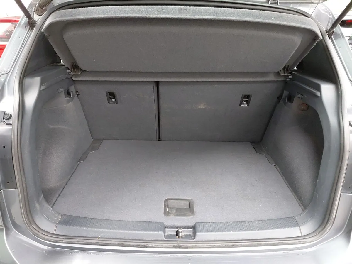 Volkswagen T-Cross 1.6 Msi Comfortline 4x2 Mt5 5p año 2021