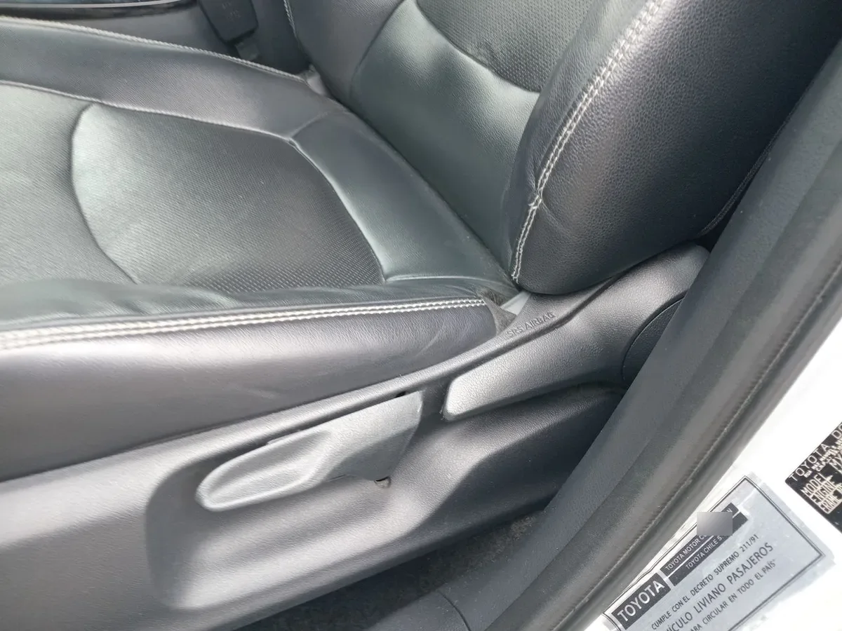 Toyota Corolla Cross 2.0 Seg 4x2 Cvt At 5p año 2023