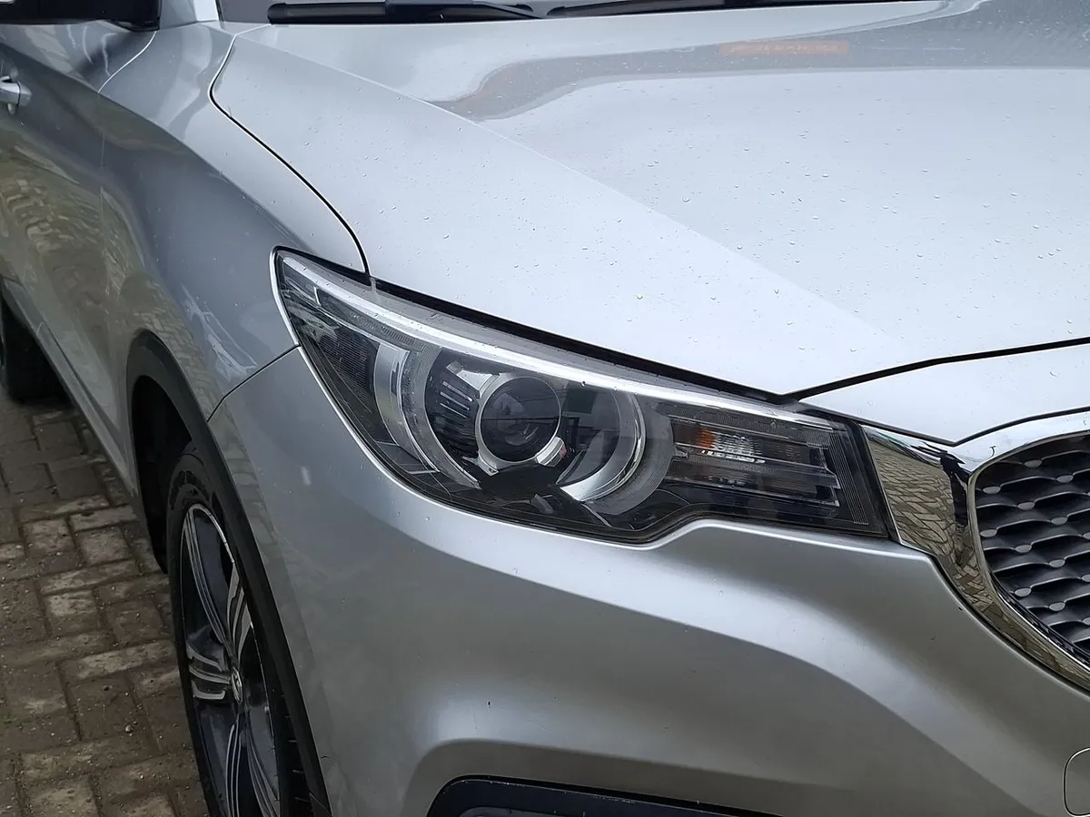 MG Mg Zs 1.5 Comfort 4x2 At 5p año 2021