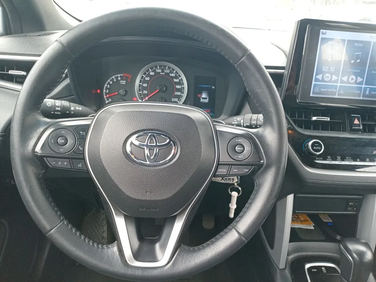 Toyota Corolla Cross 2.0 Seg 4x2 Cvt At 5p año 2023