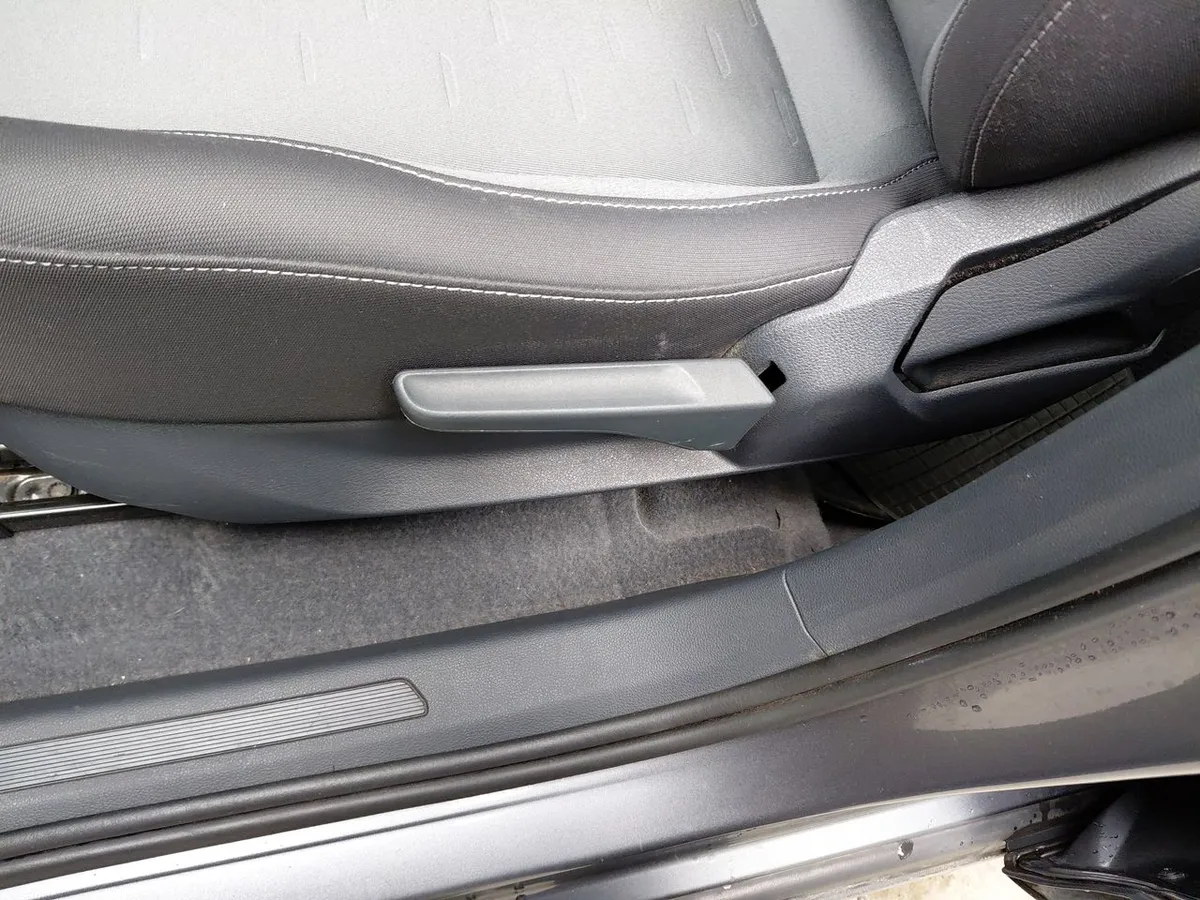Volkswagen T-Cross 1.6 Msi Comfortline 4x2 Mt5 5p año 2021
