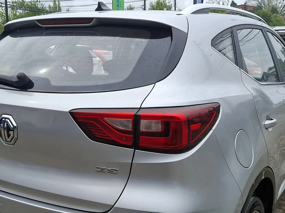 MG Mg Zs 1.5 Comfort 4x2 At 5p año 2021