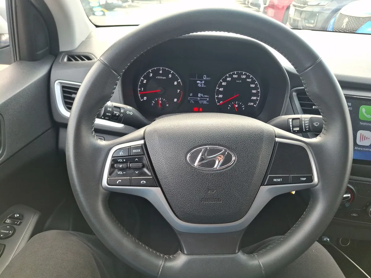 Hyundai Accent 1.4 Hci Value 4x2 Mt 4p año 2023
