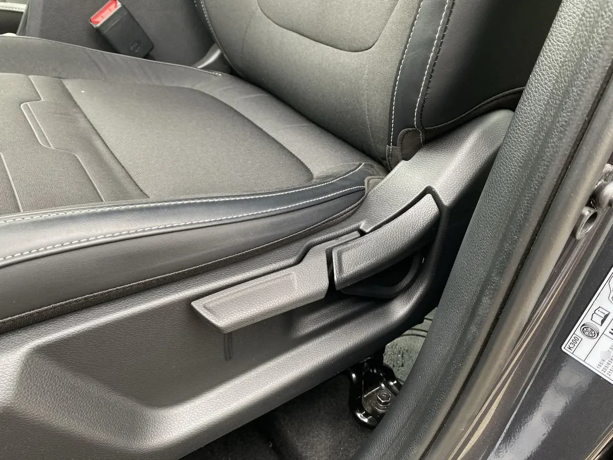 Kia Carens 1.5t Ex Full 4x2 7dct At 5p año 2026