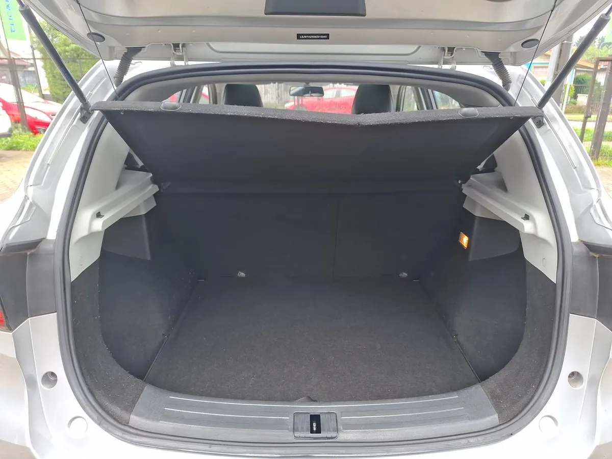 MG Mg Zs 1.5 Comfort 4x2 At 5p año 2021