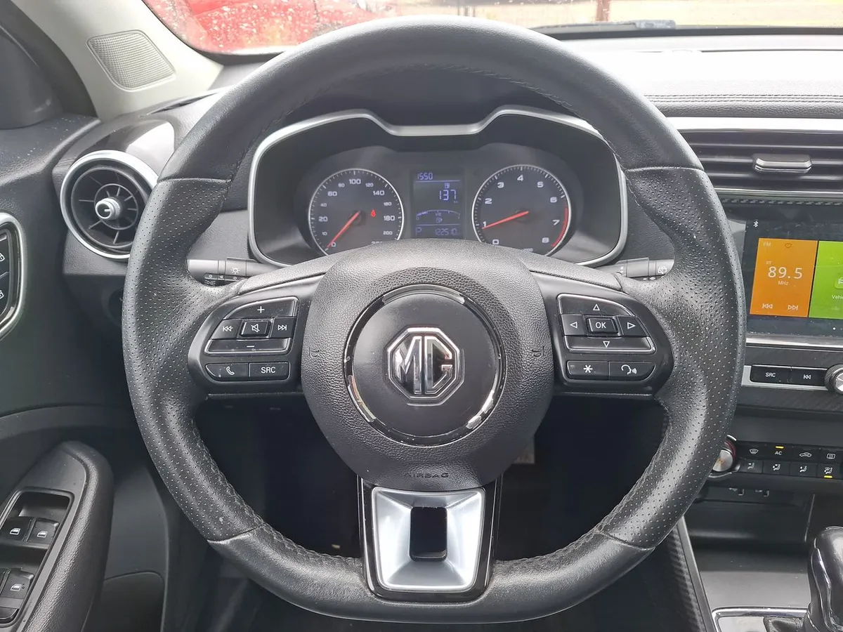 MG Mg Zs 1.5 Comfort 4x2 At 5p año 2021