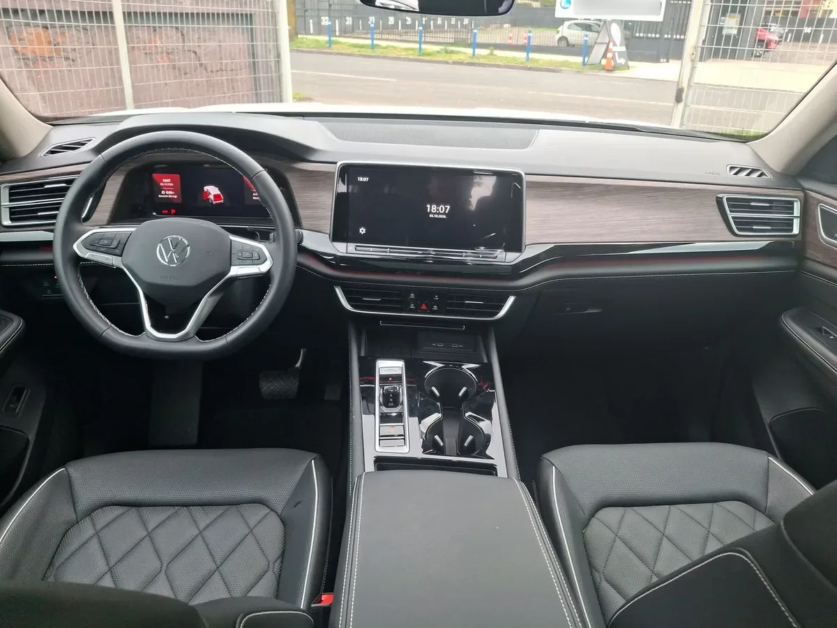 Volkswagen Atlas 2.0 Tsi Limited 4motion 4x4 At 5p año 2026