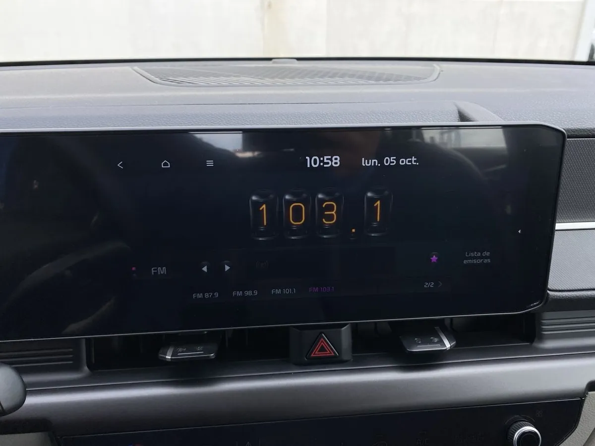 Kia Carens 1.5t Ex Full 4x2 7dct At 5p año 2026