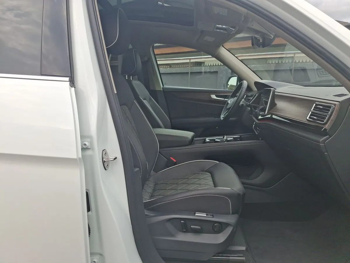 Volkswagen Atlas 2.0 Tsi Limited 4motion 4x4 At 5p año 2026