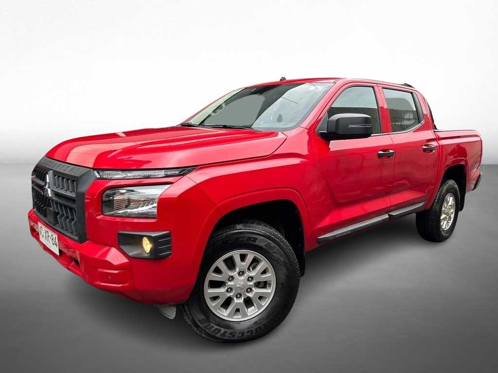 Mitsubishi L200 Katana Xrt 4x4 2.4 año 2025