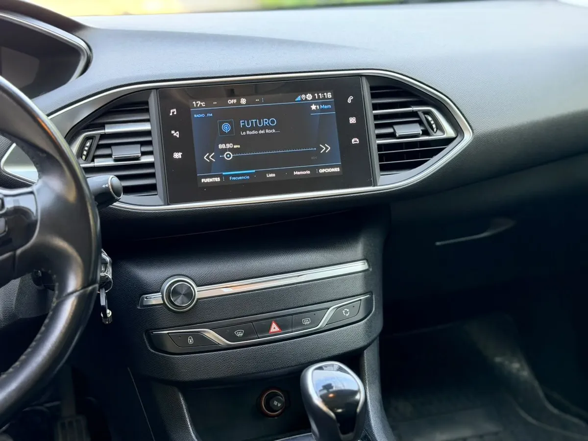 PEUGEOT 308 1.5 Active Pack Bluehdi 130 Mt Diesel año 2021
