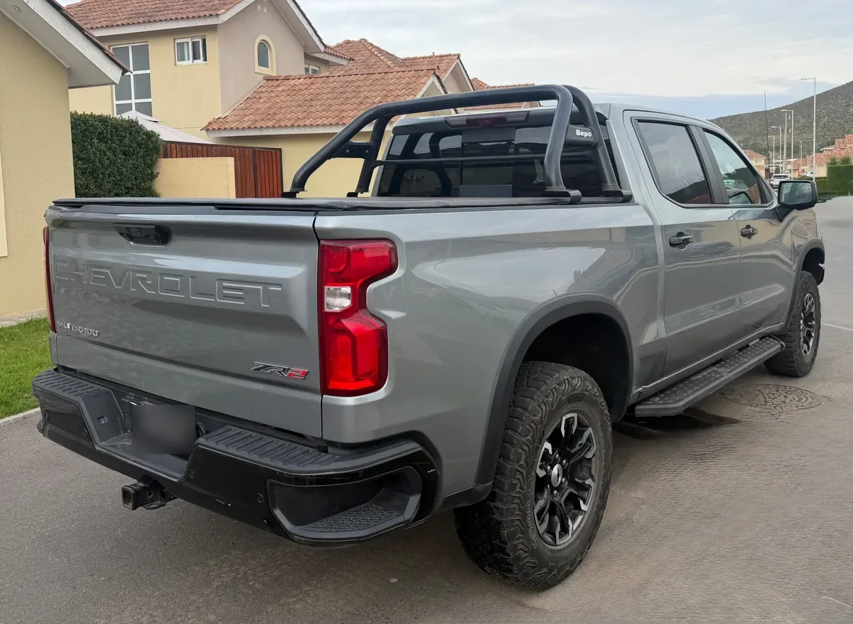 CHEVROLET SILVERADO 6.2 Zr2 At 4x4 año 2024