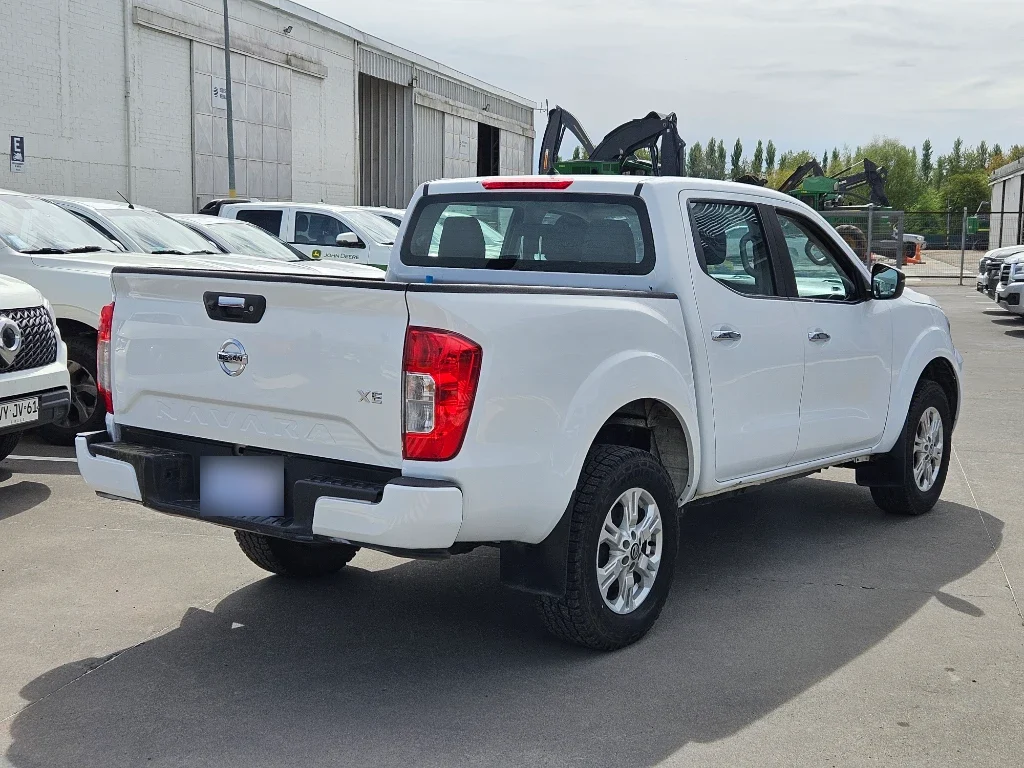 Nissan Navara Navara Dc 4x2 2.3tdi Xe año 2021