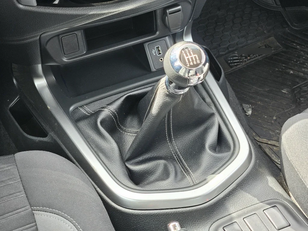 Nissan Navara Navara Dc 4x2 2.3tdi Xe año 2021