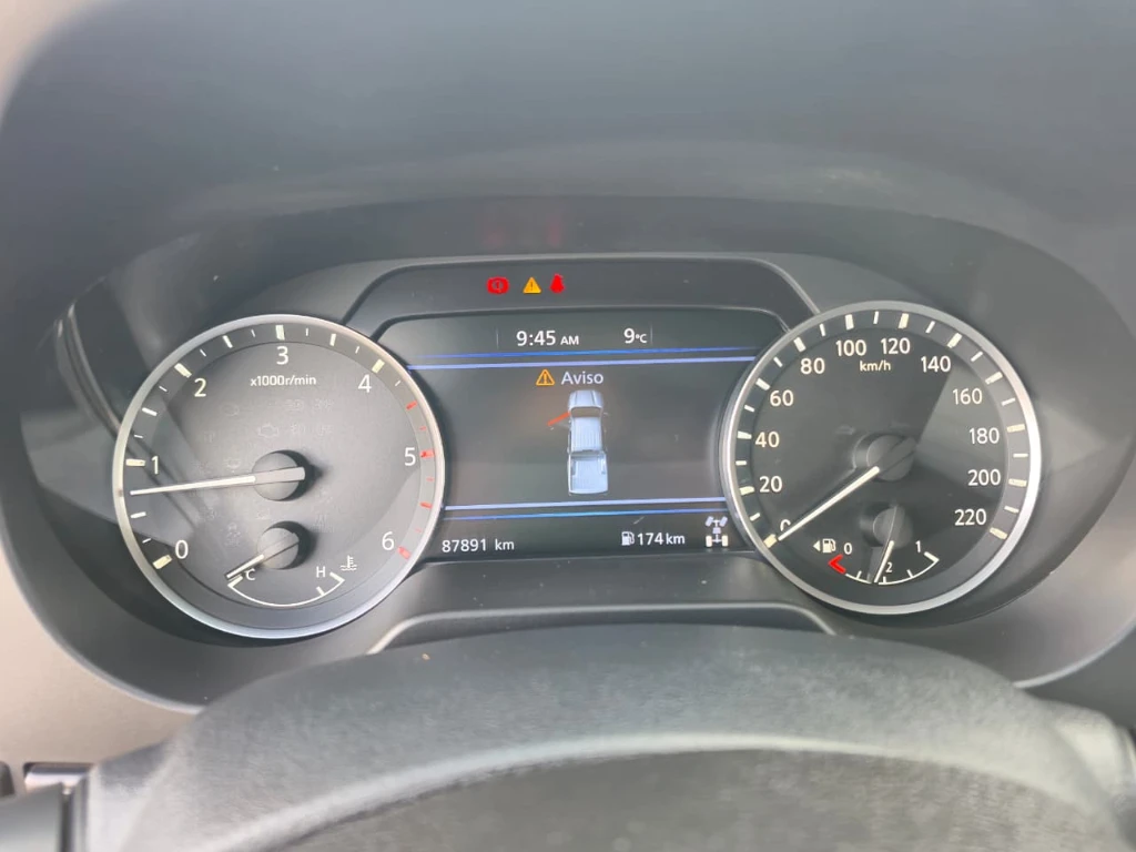 Nissan Navara Navara Se D Cab Mt 4x4 2.3 año 2023