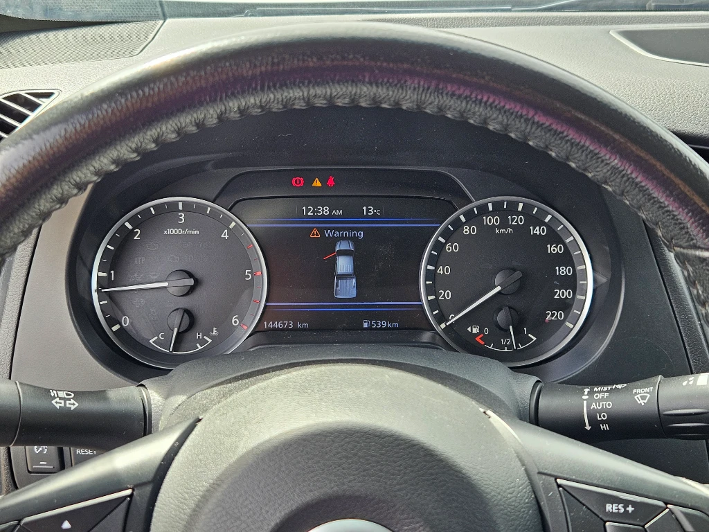 Nissan Navara Navara Dc 4x2 2.3tdi Xe año 2021
