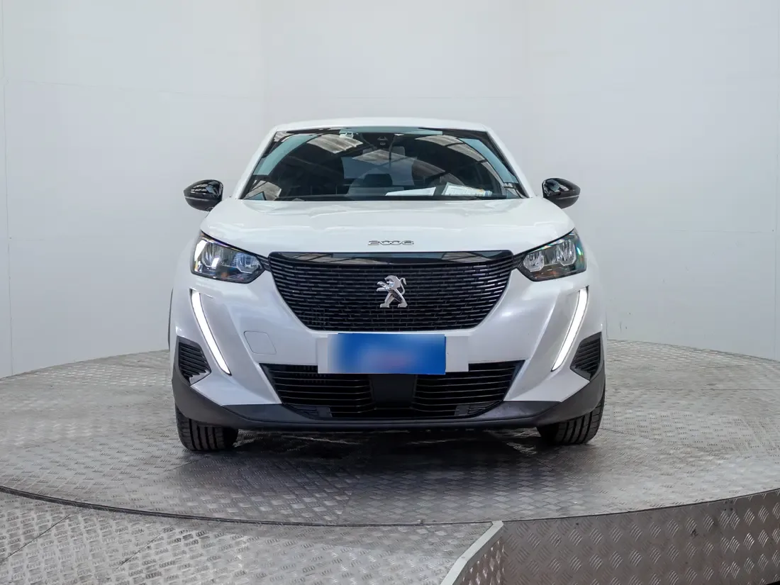 Peugeot New 2008 1.2 Active Pack Puretech 130 Mt año 2023