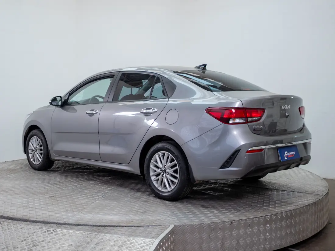 Kia Rio 4 1.4 Ex Full Mt año 2023