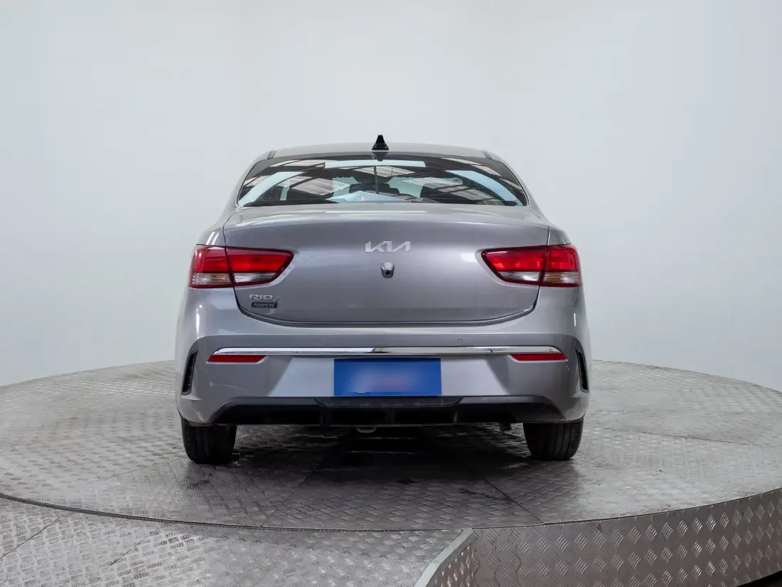 Kia Rio 4 1.4 Ex Full Mt año 2023