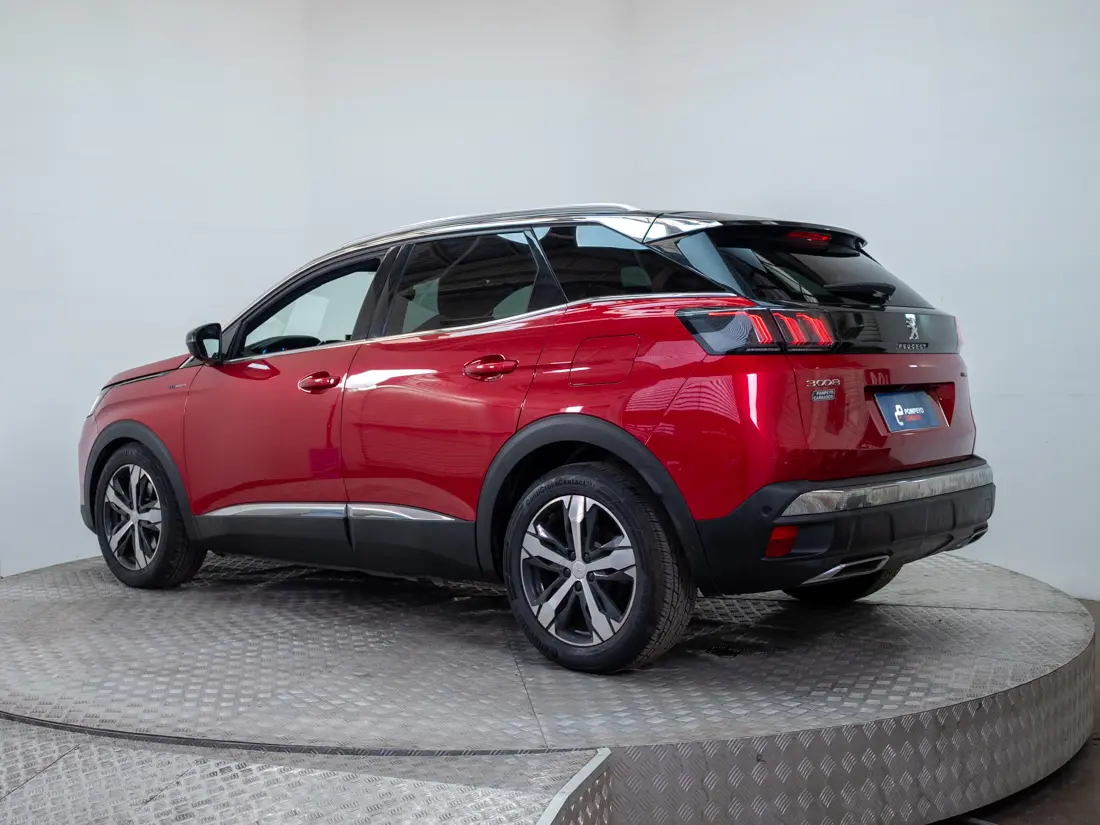 Peugeot 3008 3008 Hybrid 300 4x4 1.6 Aut año 2025