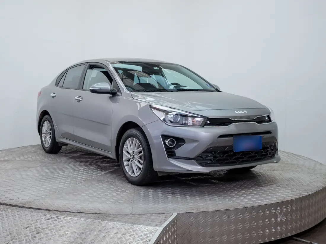 Kia Rio 4 1.4 Ex Full Mt año 2023