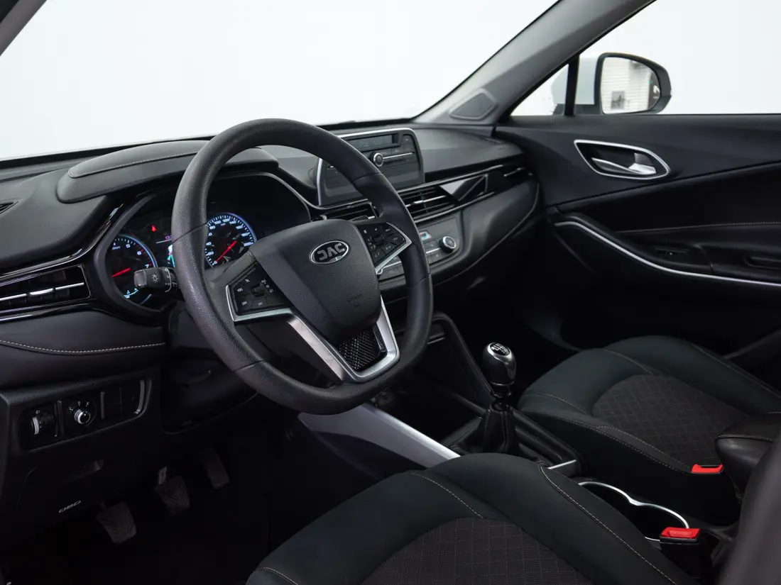 JAC Js4 Js4 1.6 Comfort Mt año 2022