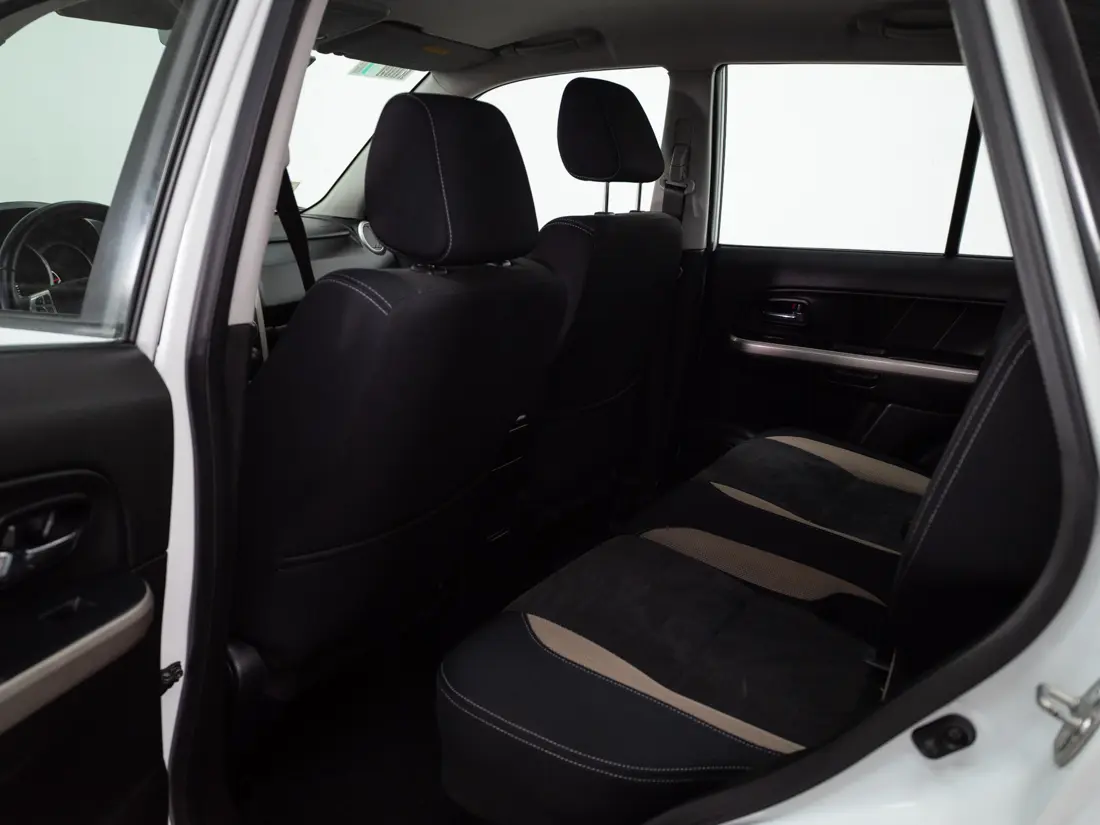 Suzuki Grand Nomade Grand Nomade 2.4 Glx Sport E4 Mt 4x4 año 2016