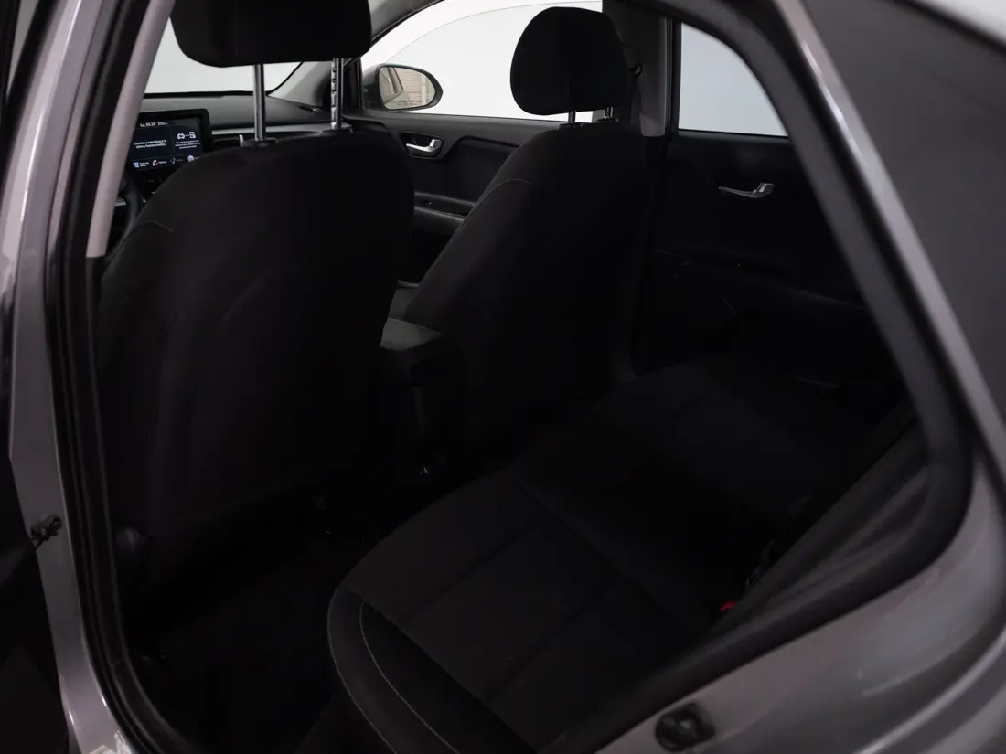 Kia Rio 4 1.4 Ex Full Mt año 2023