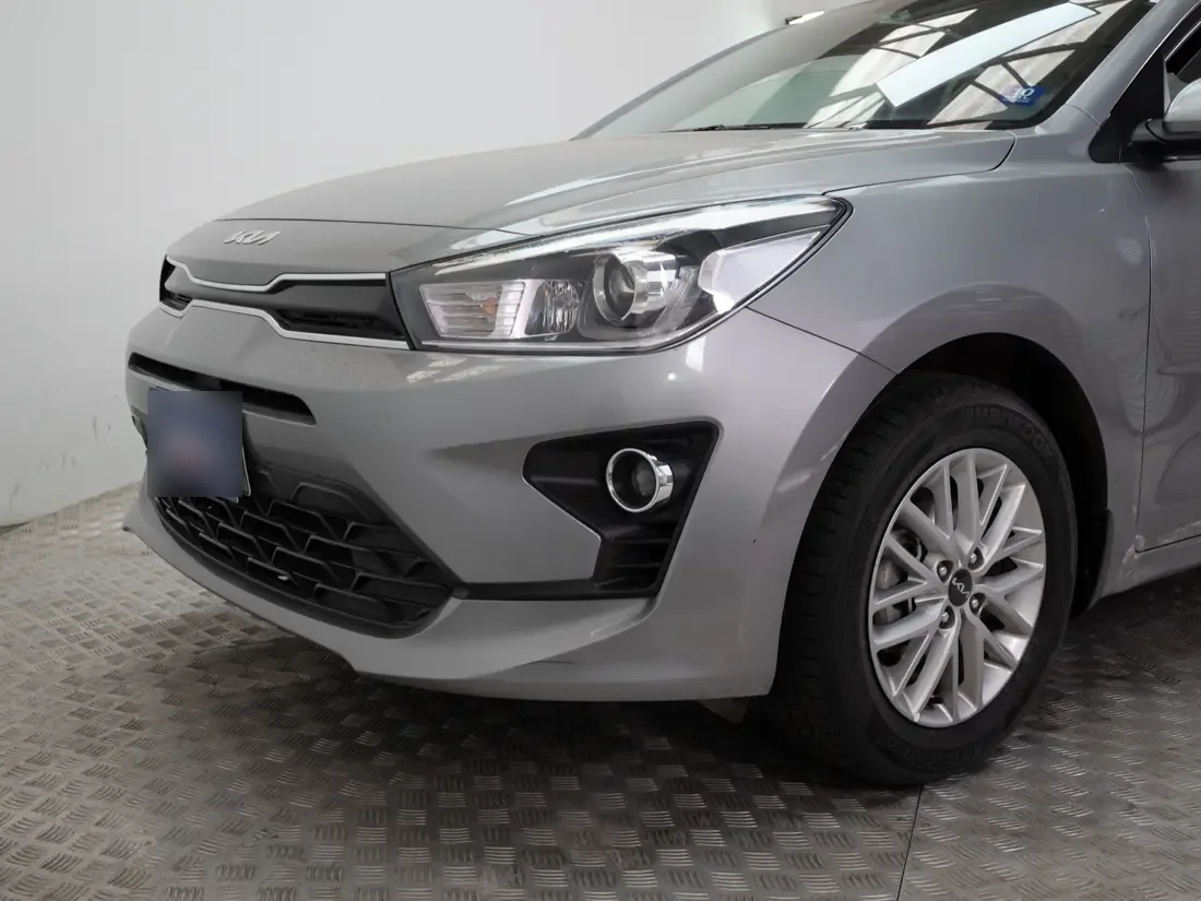 Kia Rio 4 1.4 Ex Full Mt año 2023