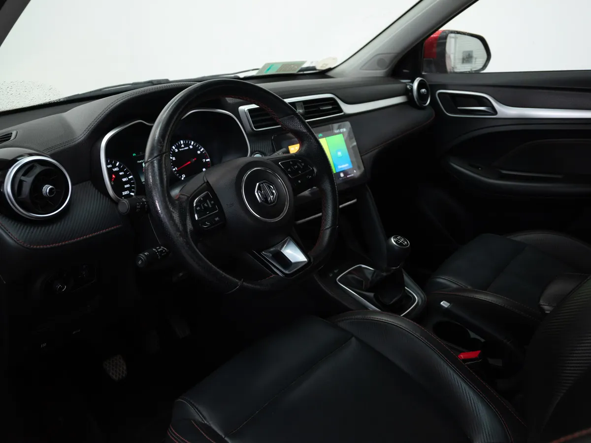 MG Zx Zs 1.5 Dlx Mt año 2024