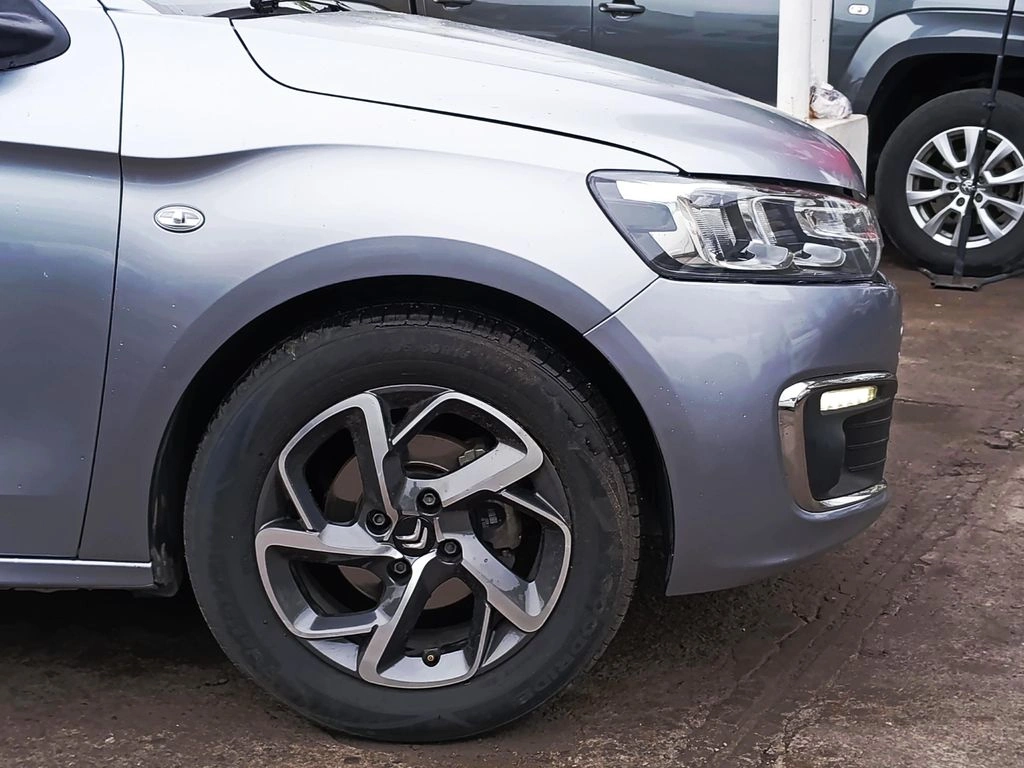 Citroen C-Elysee 1.5 Bluehdi año 2024