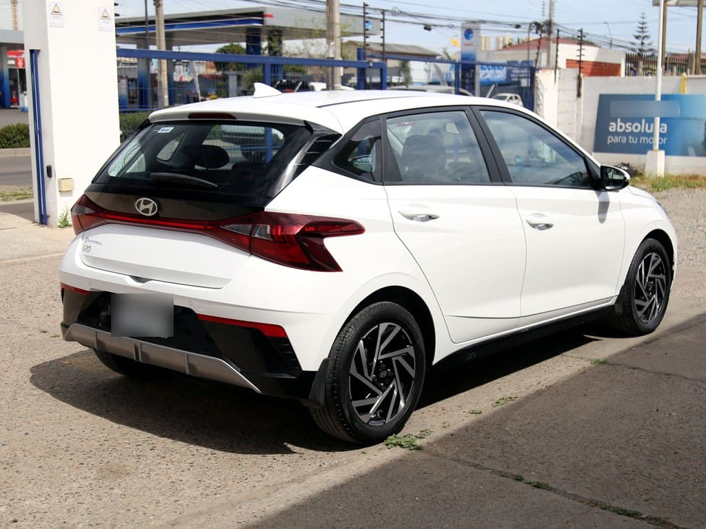 Hyundai I20 Mt 1.2 año 2025