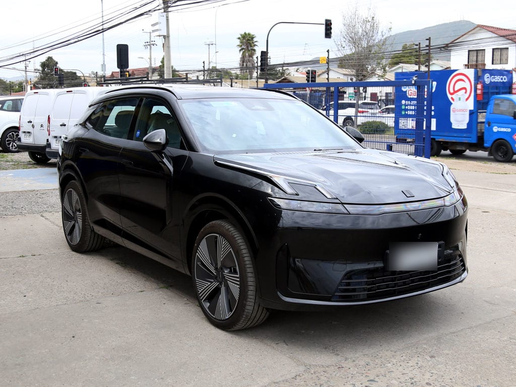 Lynk&Co 08 08 Phev año 2027