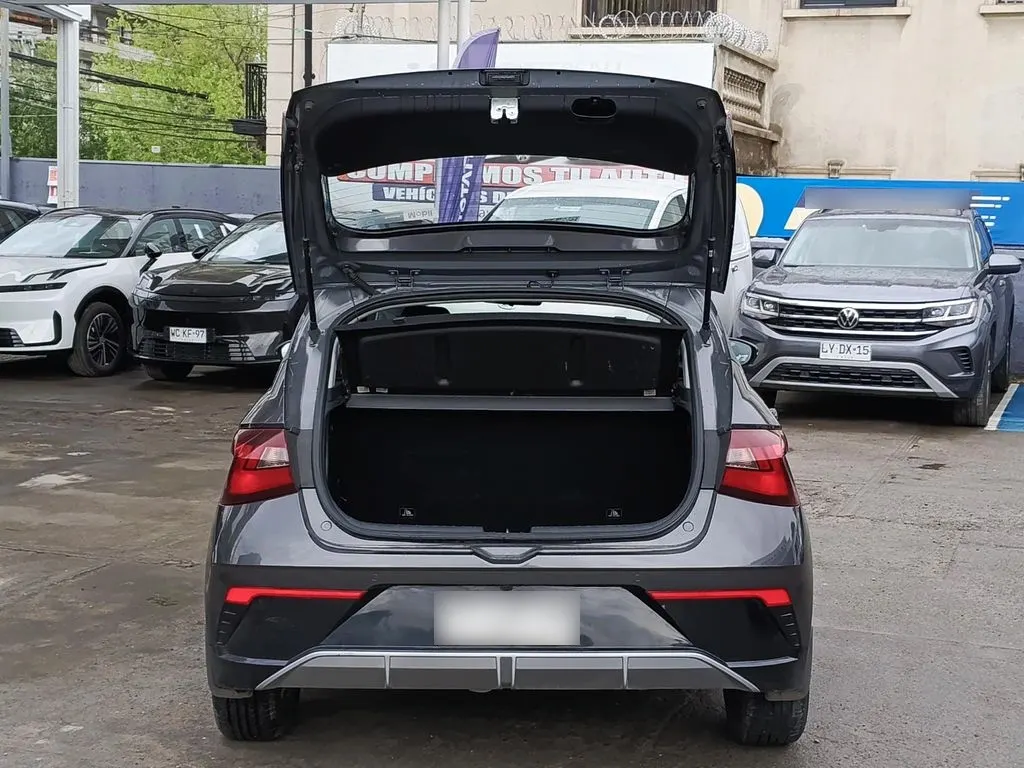 Hyundai I20 1.4 Plus Mt año 2025