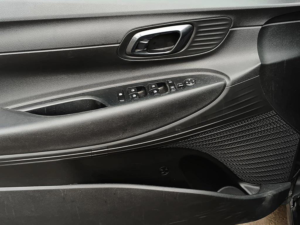 Hyundai I20 1.4 Plus Mt año 2025