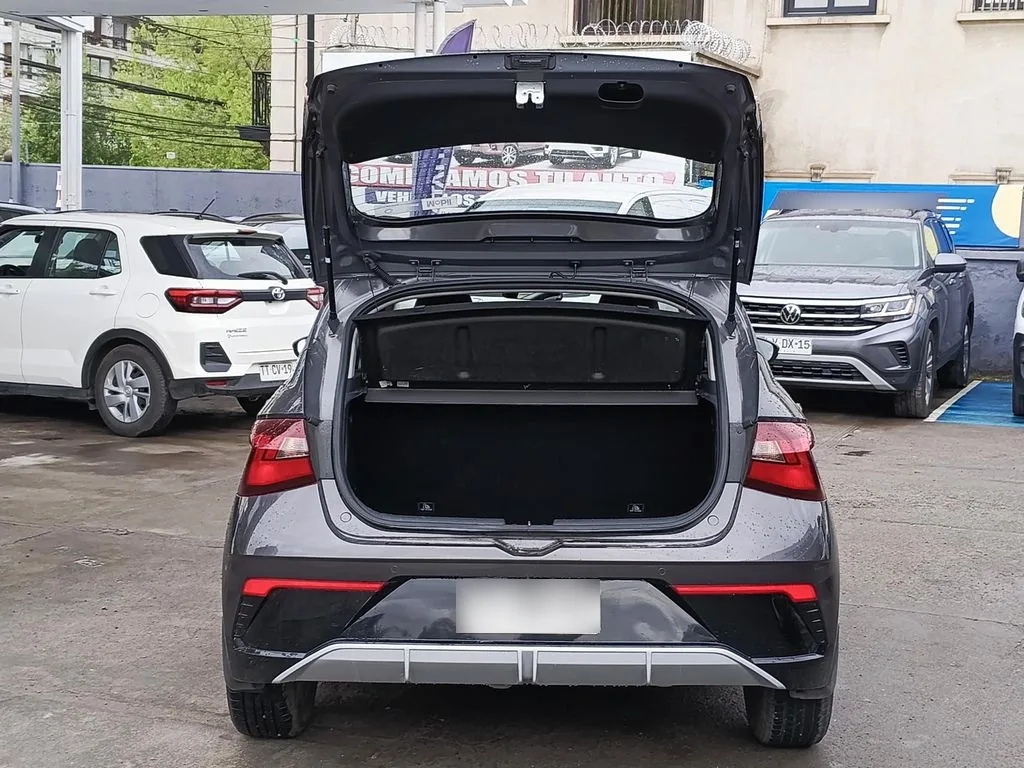 Hyundai I20 1.4 Plus Mt año 2025
