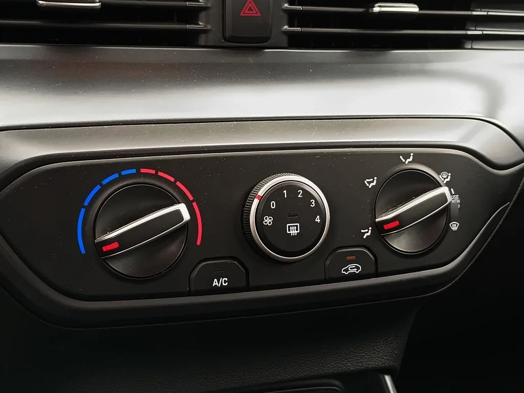 Hyundai I20 1.4 Plus Mt año 2025