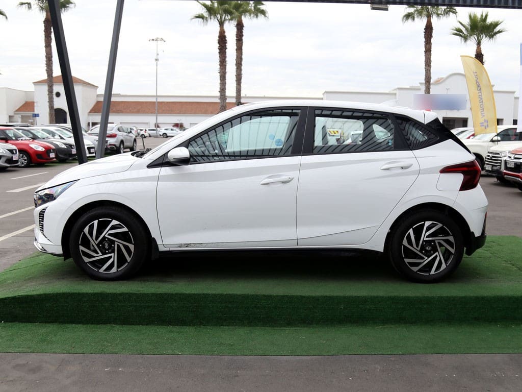 Hyundai I20 1.4 Plus Mt año 2025