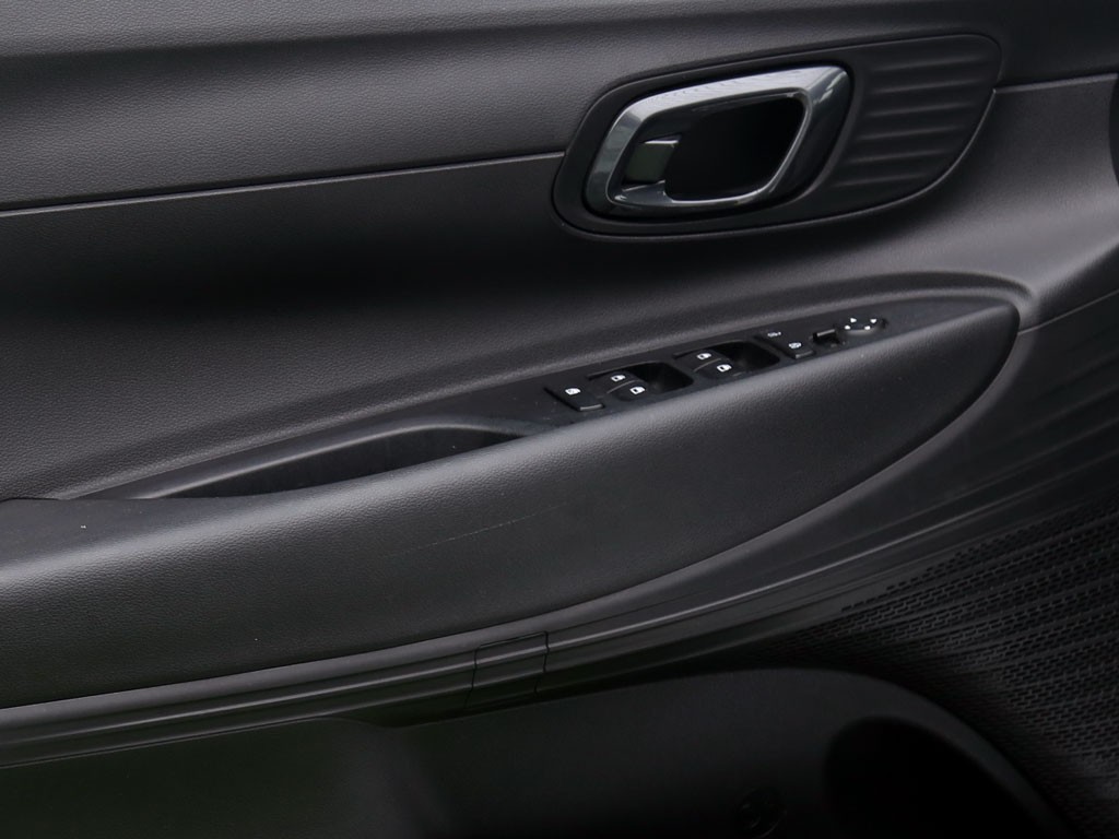 Hyundai I20 1.4 Plus Mt año 2025