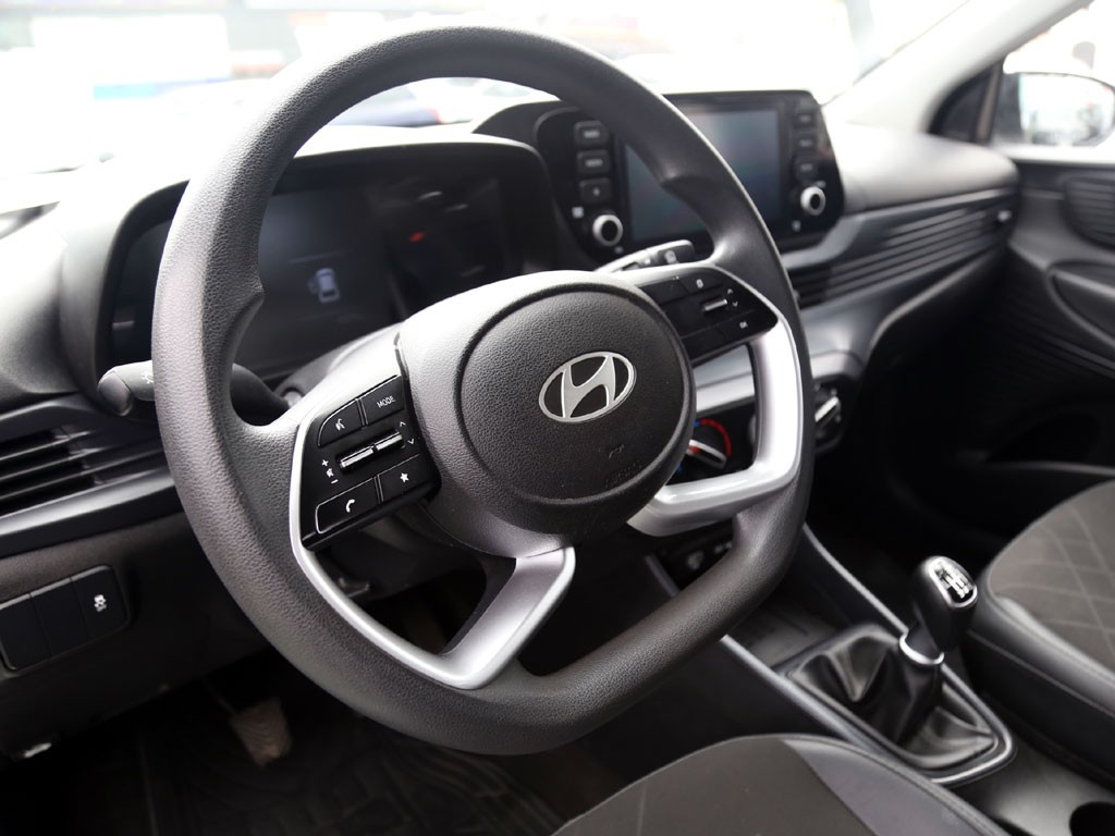 Hyundai I20 1.4 Plus Mt año 2025
