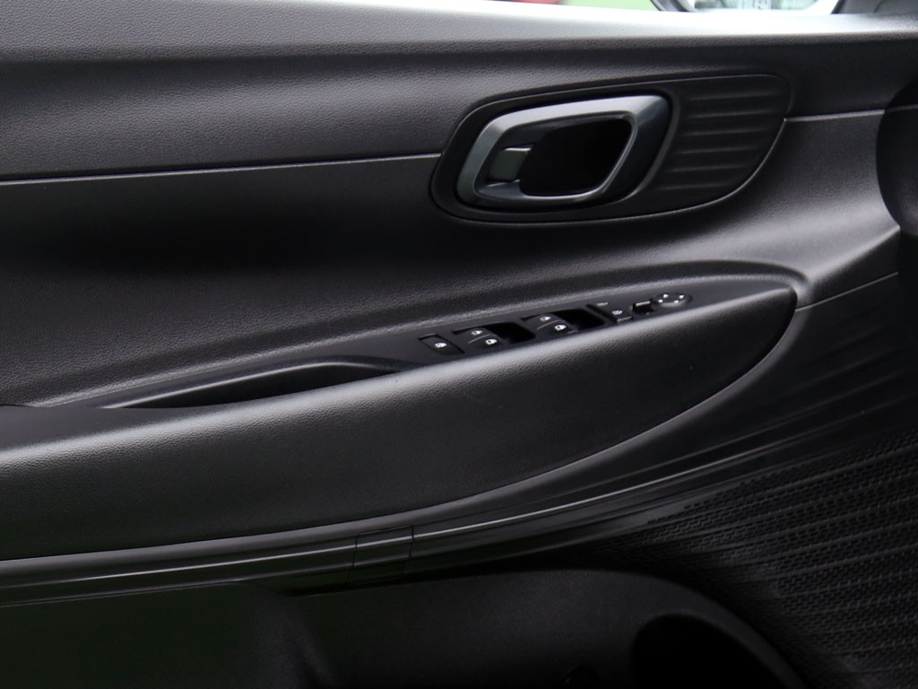 Hyundai I20 1.4 Plus Mt año 2025