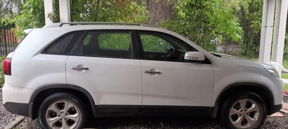 Kia Motors SORENTO 2.4 Ex 7s Mt año 2014