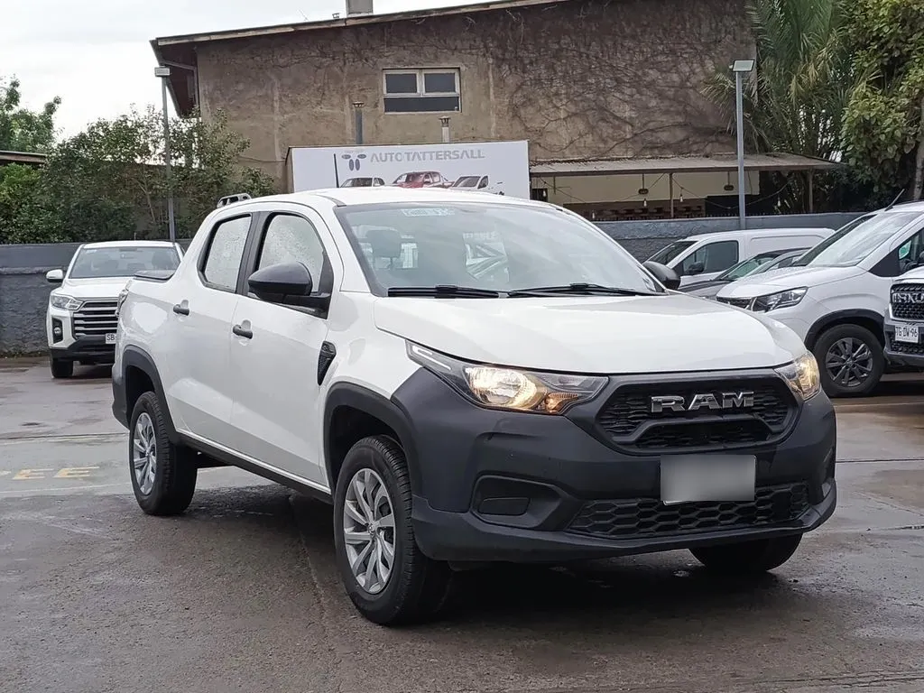 Ram 700 1.3 Slt Dc Mt año 2024
