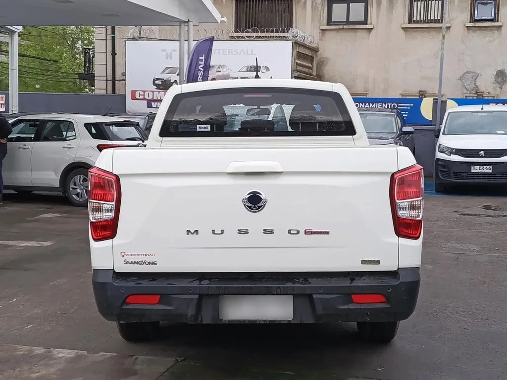 Ssangyong Musso 2.2 4x2 Mt año 2022